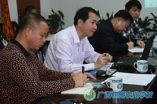 广西海洋农业职业技术学院项目指挥部召开工作座谈会