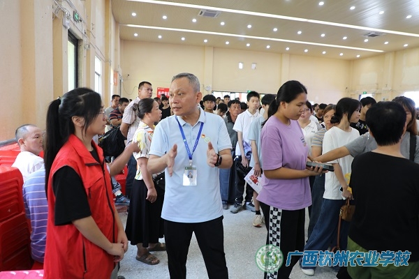 我校2025级新生报到工作圆满结束，招生规模创历史新高