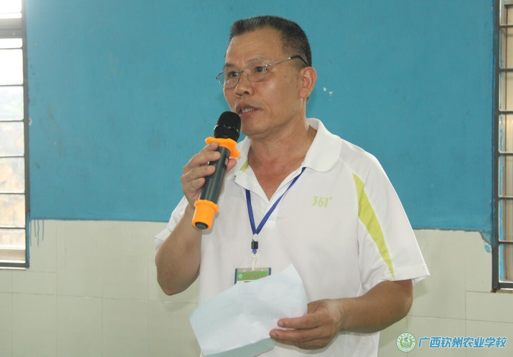 我校举行2016年春季学期学生气排球比赛闭幕式暨颁奖仪式