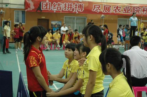 捷报频传——我校代表队在厅运动会比赛首日赢得全胜