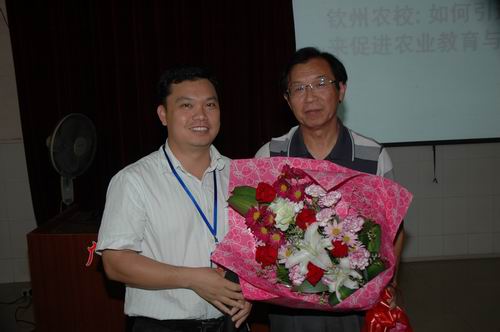 中国农大沈佐锐教授莅临我校作学术报告会