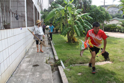 我校大力开展“美丽广西，清洁校园”活动