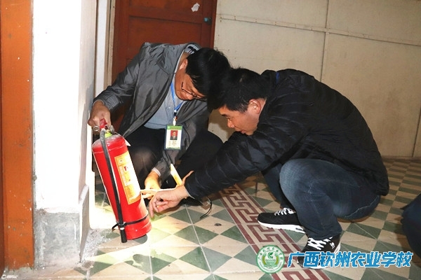 我校开展2017年岁末年初安全生产大检查活动