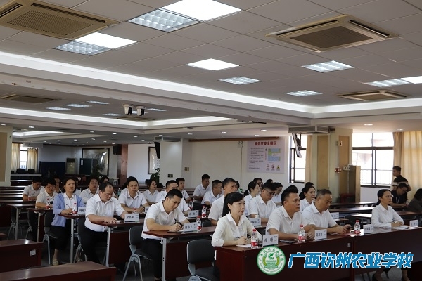 学习先进促提升 共享经验促发展——我校赴广东开展“双优”校建设培训学习