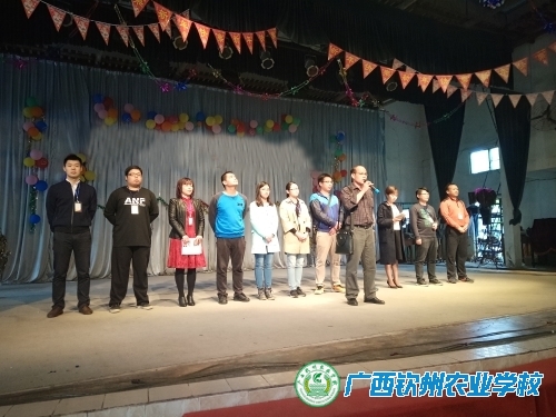 区高职院校“大篷车”到我校开展对口升学宣传活动