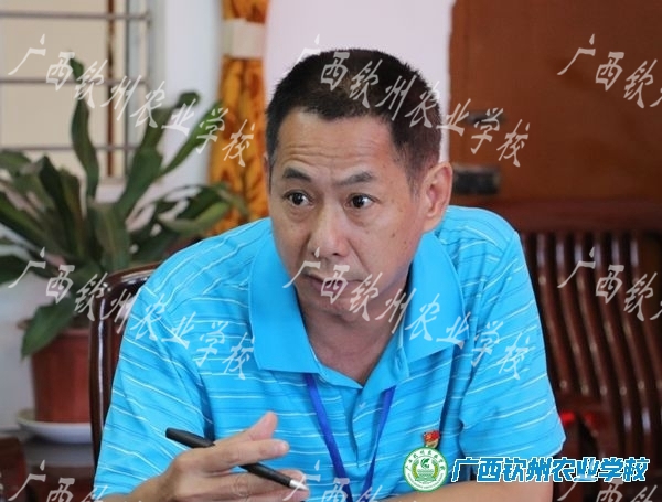 我校召开2020年学生顶岗实习工作布置会