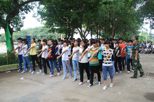 宝剑锋从磨砺出，梅花香自苦寒来——军训系列报道