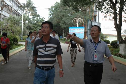 教育厅专家组对我校现代设施农业实训基地建设项目进行中期检查