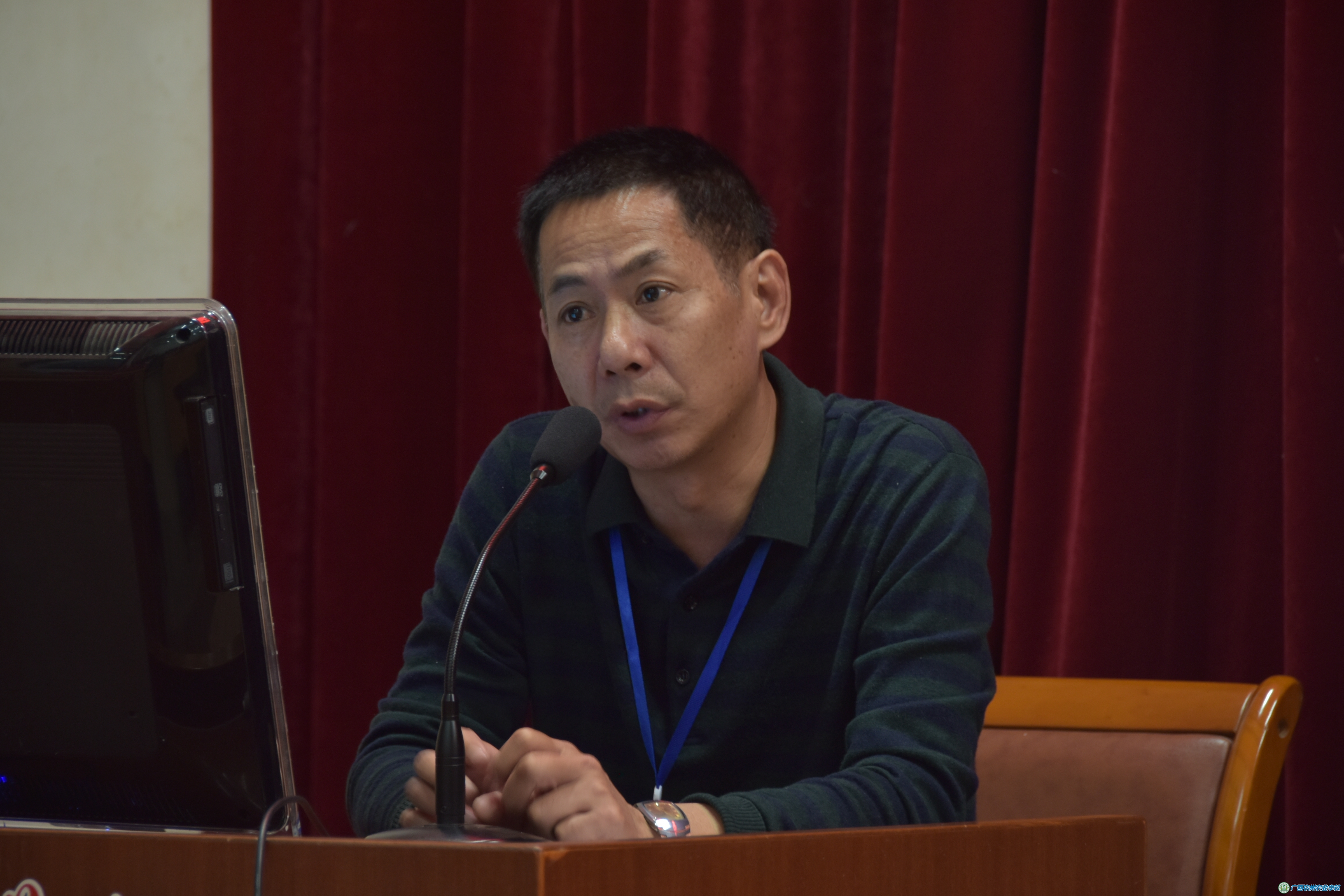 我校2016年秋季学期学生管理工作完美收官