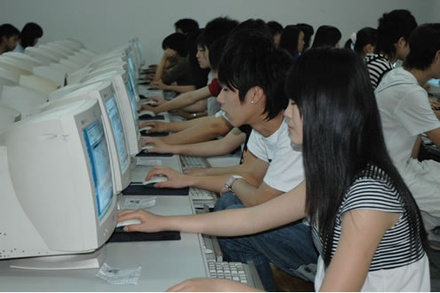 我校顺利完成第27次全国计算机等级考试工作