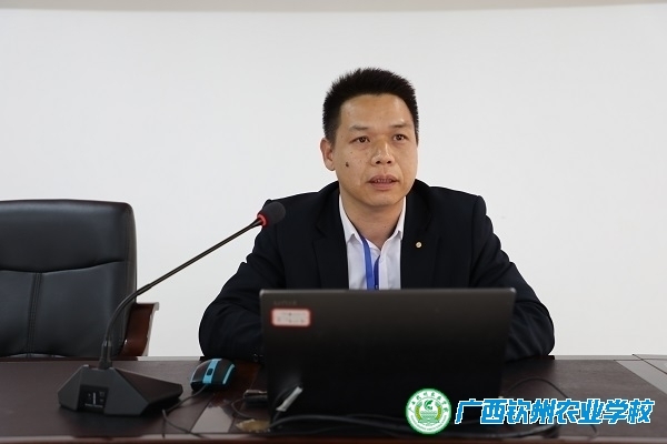 我校召开2026年春季学期第一次教师业务学习会