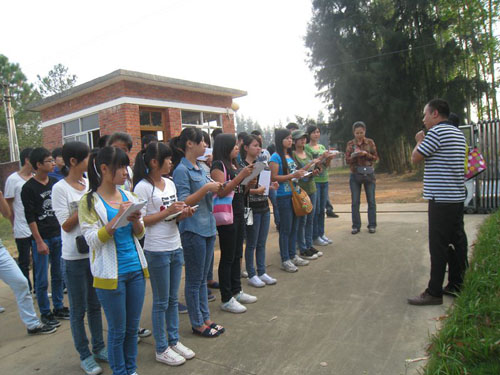 我校植保121班赴利添生物科技发展有限公司进行教学实习