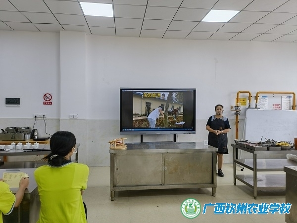【党员教师公开课】现代农业学部开展“课堂展风采，交流促提升” 公开课活动