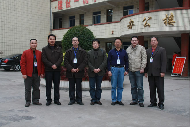 永昶科技电子（北海）有限公司领导到我校参观考察