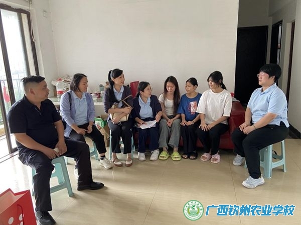 我校赴广东佛山市冠培教育发展有限公司进行实习巡查