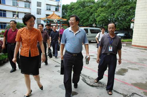 自治区编办到我校开展机构编制管理调研