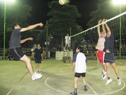 我校2007年职工排球赛胜利结束