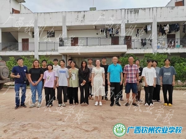 我校领导巡查2020级学生岗位实习简报