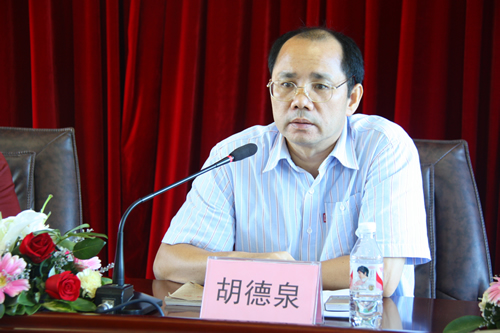 区农业厅厅属院校电子与信息技术专业教学研讨会在钦州农校举行