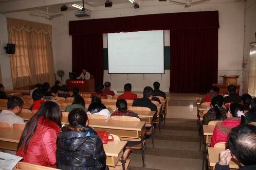 广西钦州农业学校隆重举行2011年秋季教学总结及表彰大会