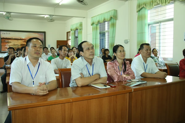 我校圆满完成广西基层农技推广人员培训水稻（1）班培训工作